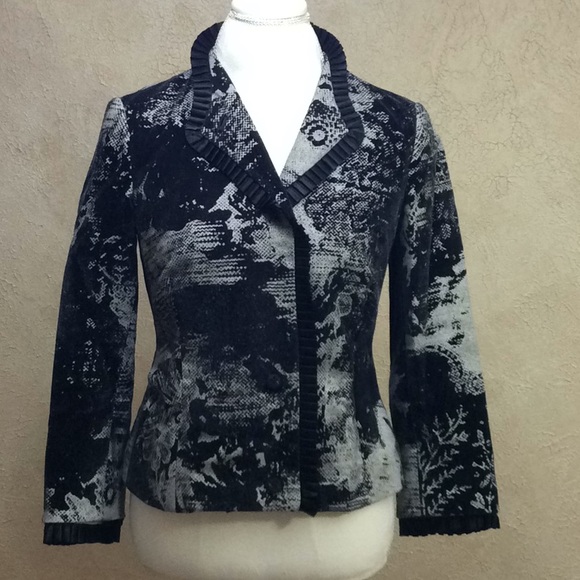 Diane Von Furstenberg Jackets & Blazers - Diane Von Furstenberg Blazer Jacket (Dallas) Sz 6